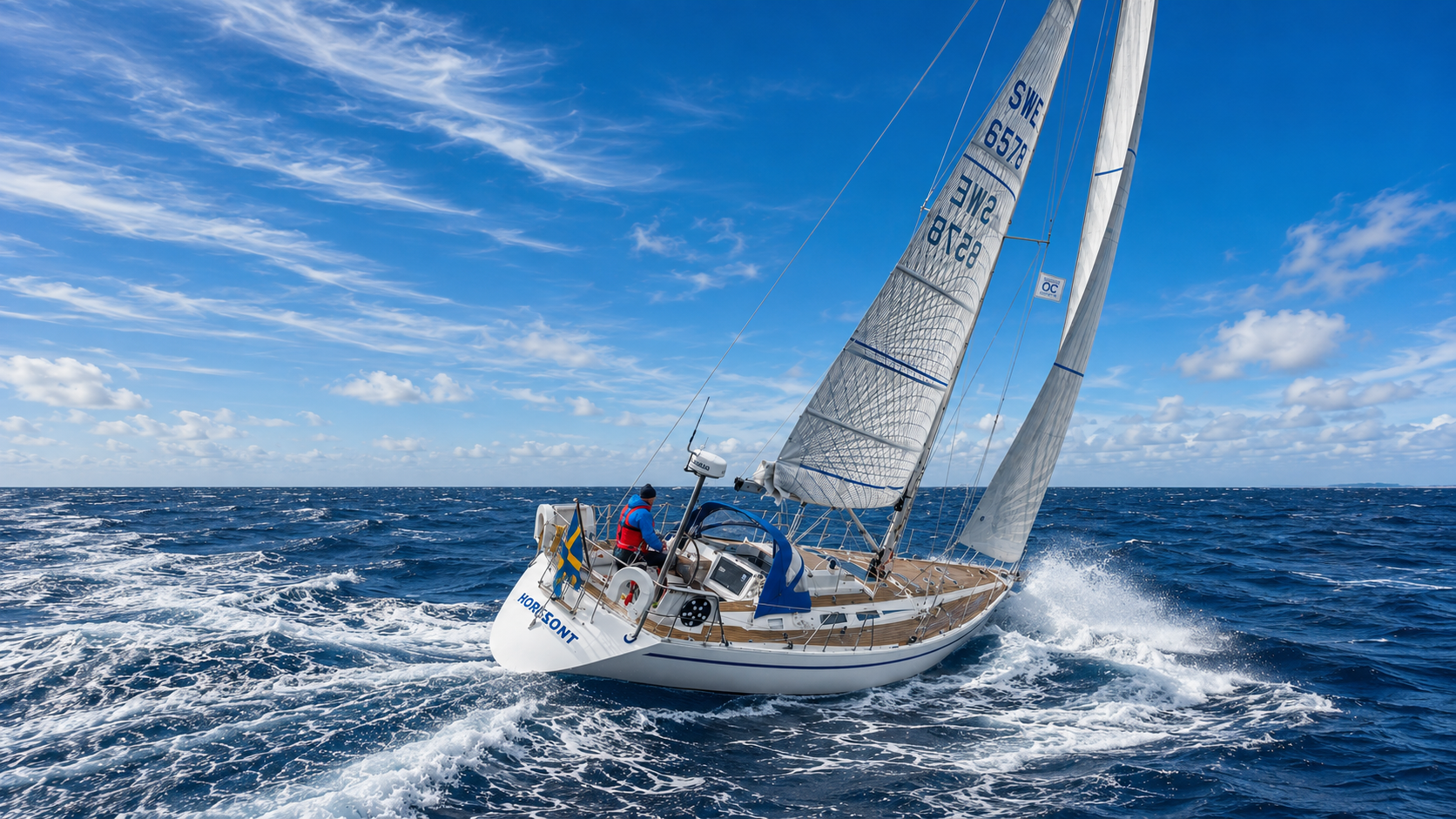 Sweden Yachts 390 under segel i öppet hav